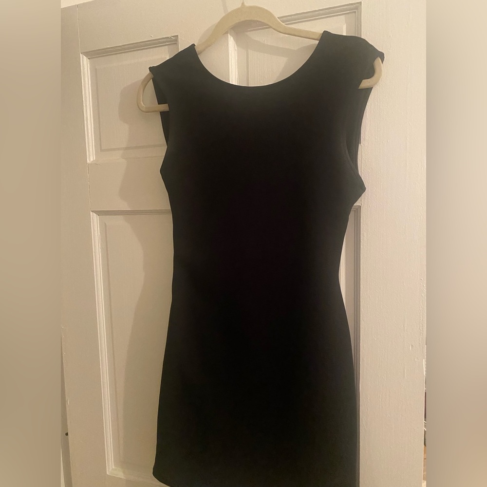 Bed and bridge bandage classic dress with cutout in back